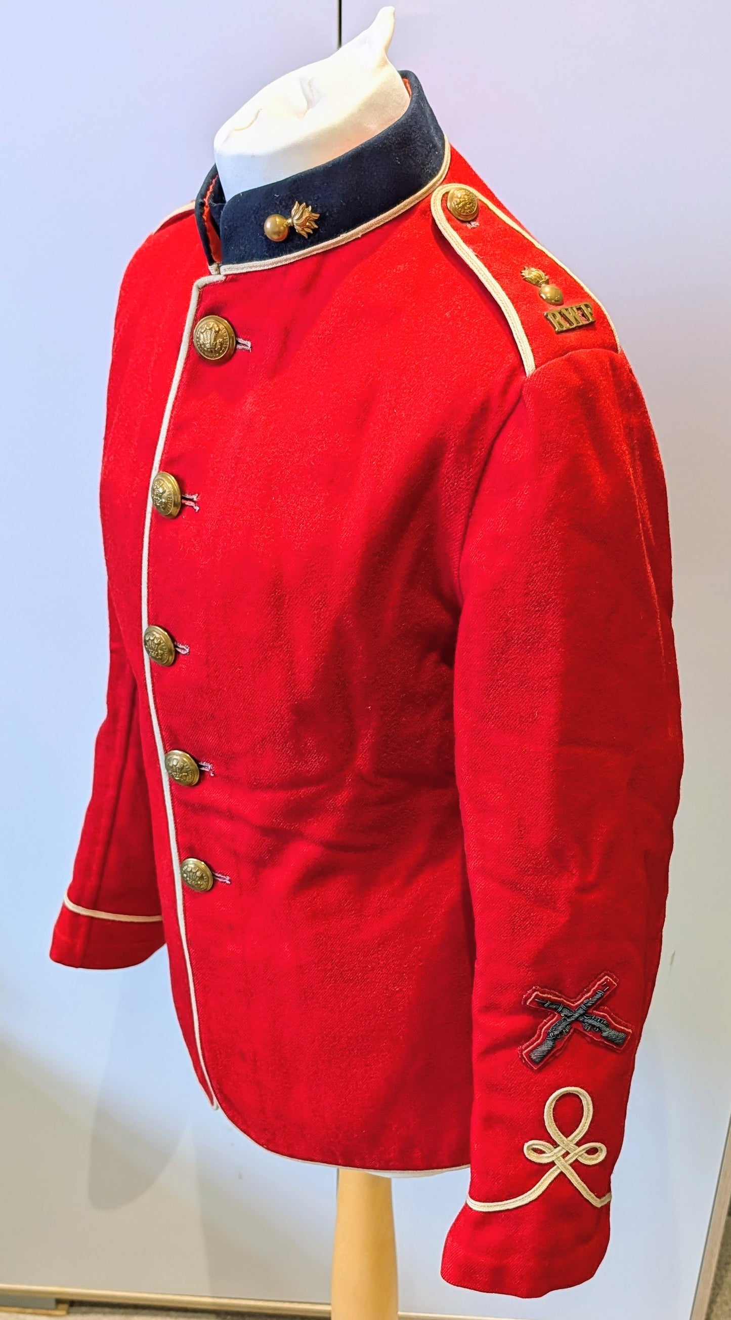 Rare Early Edwardian British Army Royal Welch Fusiliers Scarlet Frock