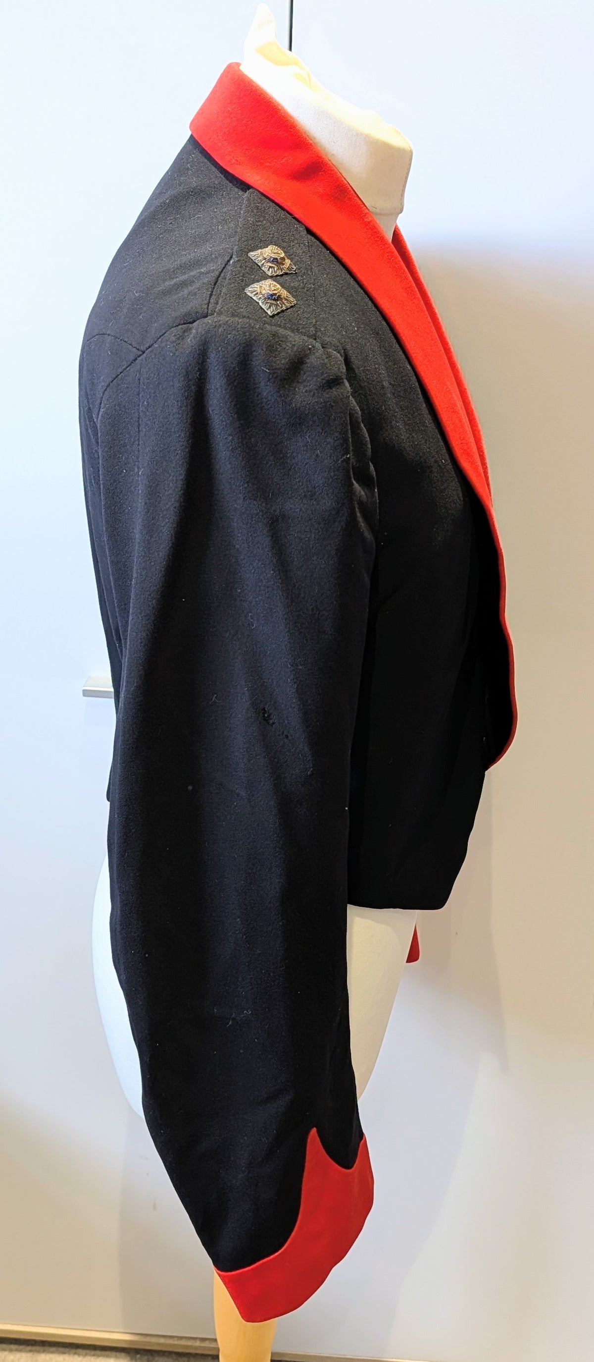 Beautiful WW1 / Interwar Yeomanry Lieutenant's Mess Jacket - Named