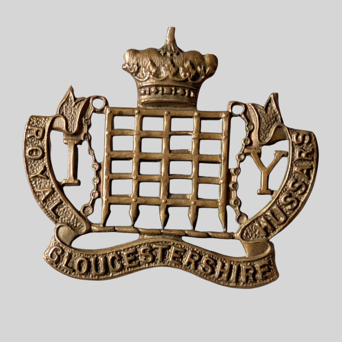 Royal Gloucestershire Hussars Imperial Yeomanry Gilding Metal Cap Badge