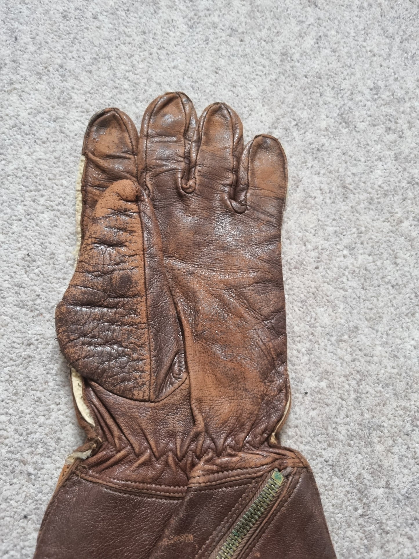 WW2 1941 Pattern RAF Flying Gloves, Air Ministry Stamped