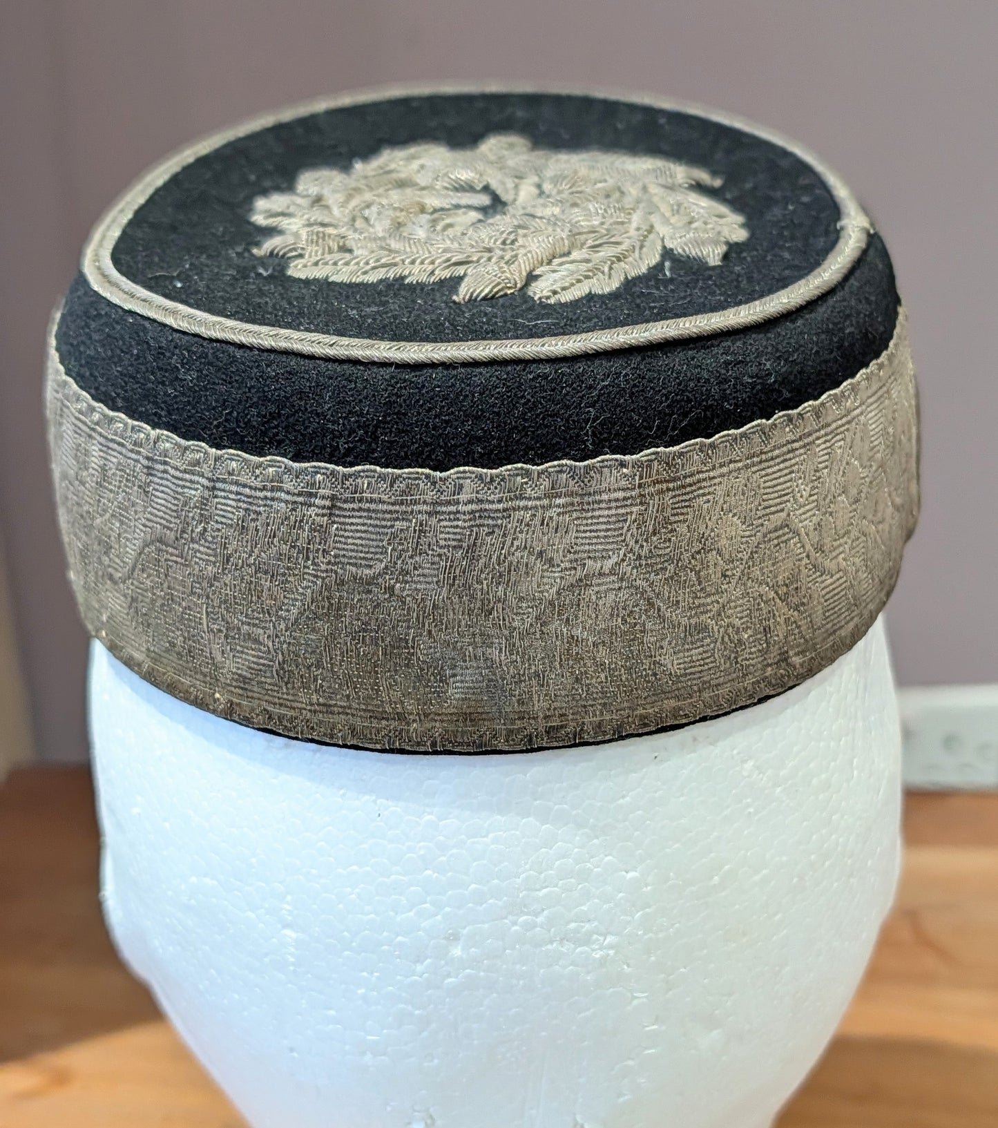 Victorian Worcestershire Hussars Yeomanry Pill Box hat With Chinstrap