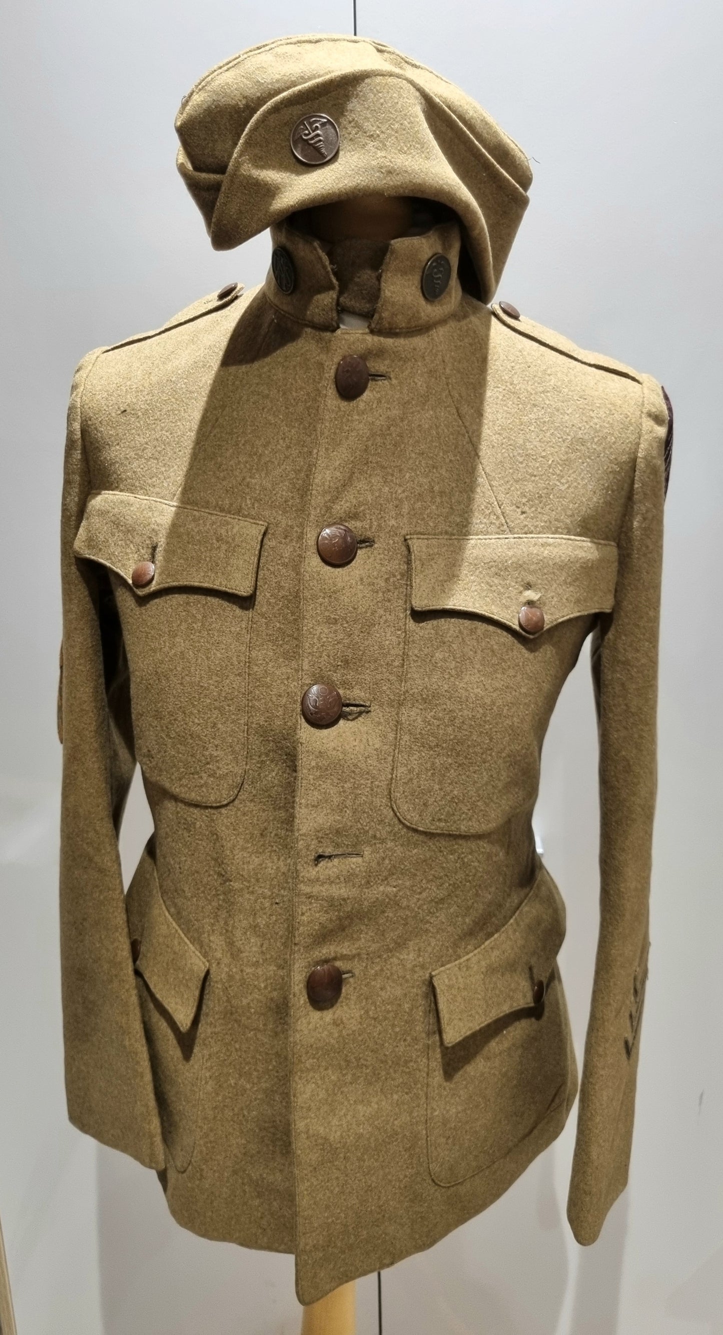 WW1 US ARMY MEDIC'S UNIFORM JACKET TROUSERS SIDECAP PUTTEES MEDALS