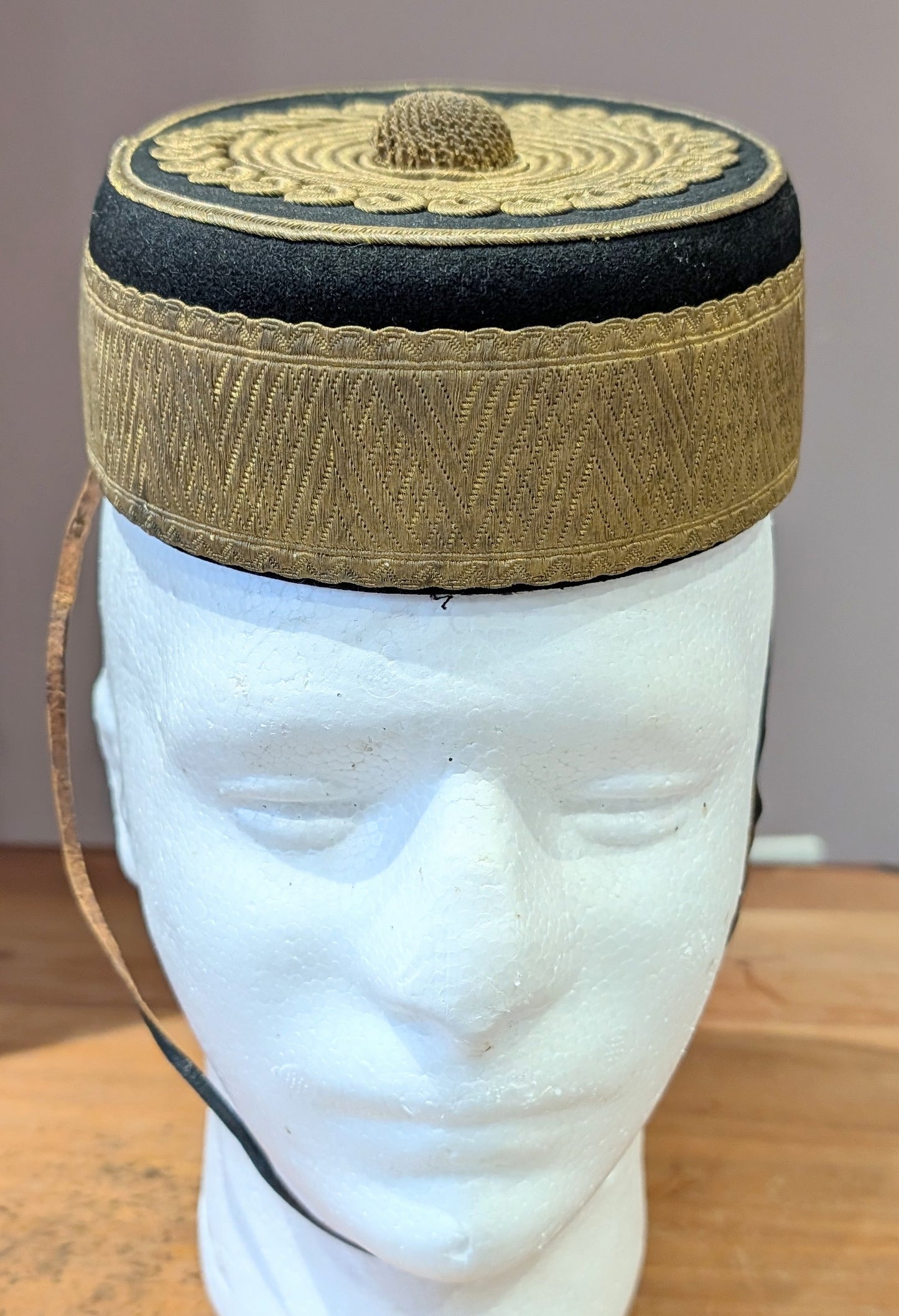 Fantastic Rare Original Victorian 4th Hussars Officers Pill Box hat & Chinstrap