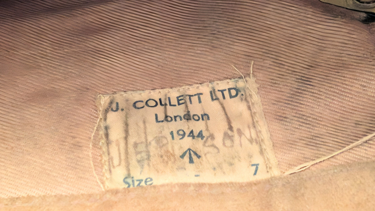 WW2 RAF Royal Air Force Officers Sidecap Dated 1944