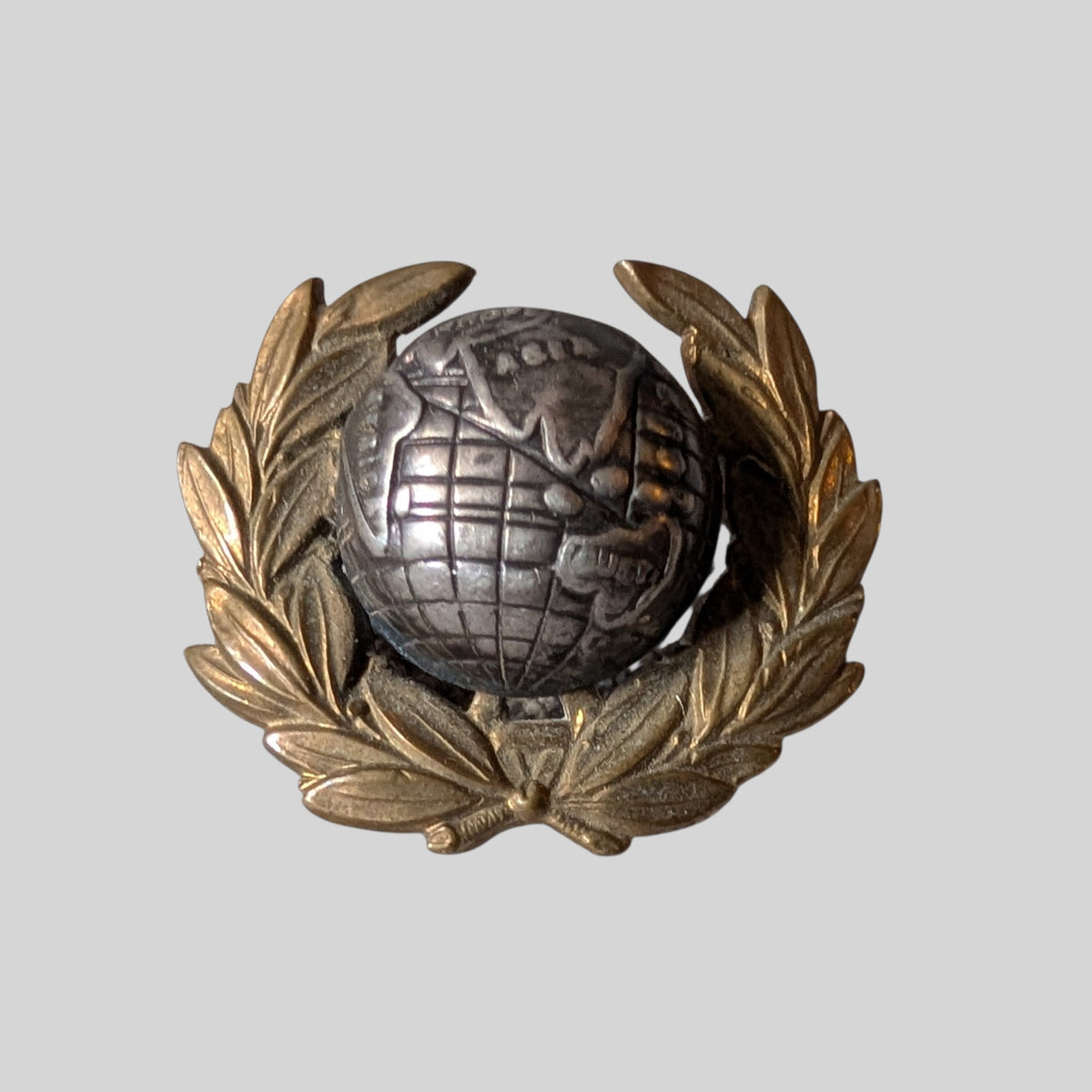 Royal Marines Officers Silver & Gilt Collar Badge
