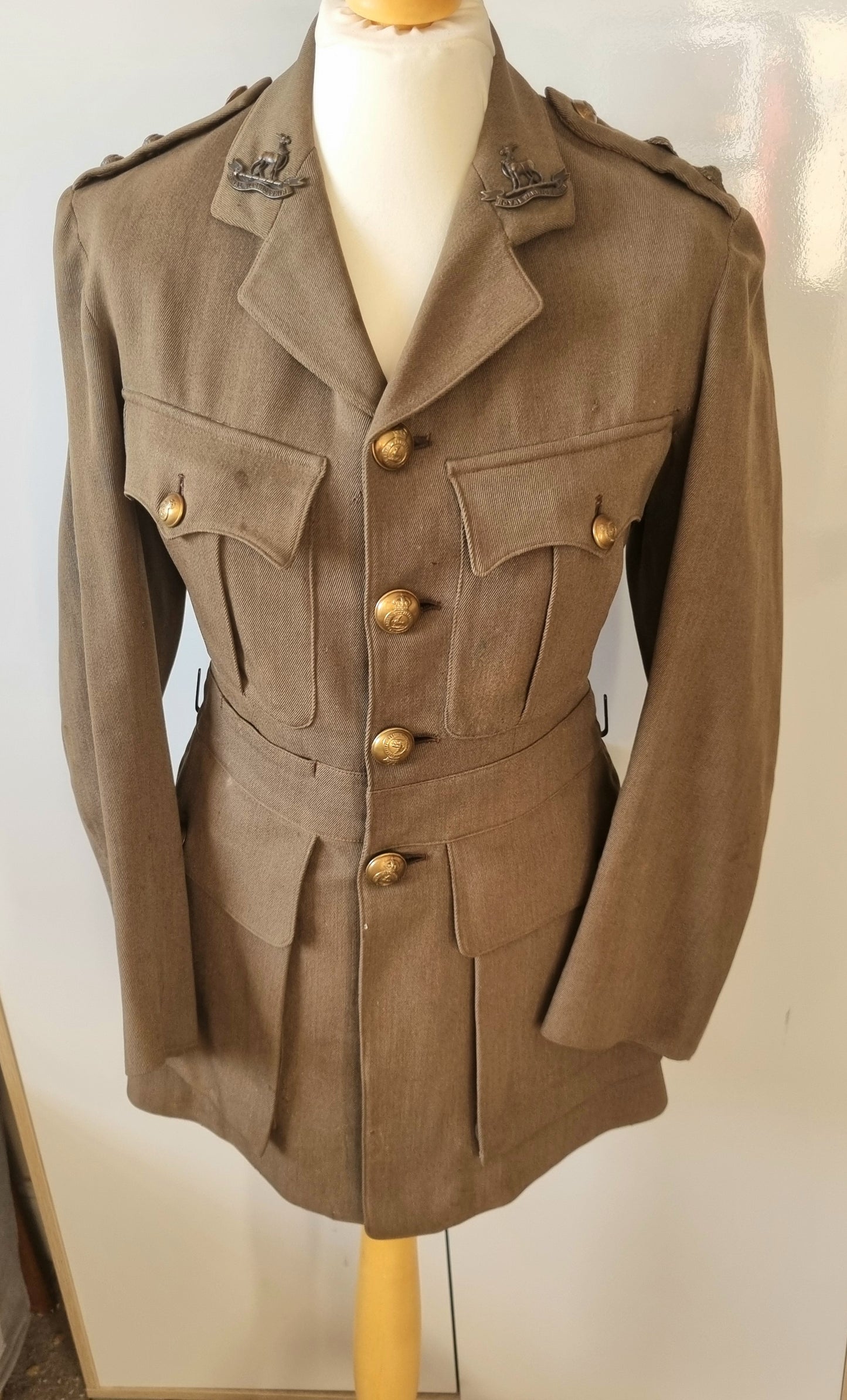 WW1 British Army Lieutenant Uniform Jacket Royal Warwickshire Regiment & Sam Browne