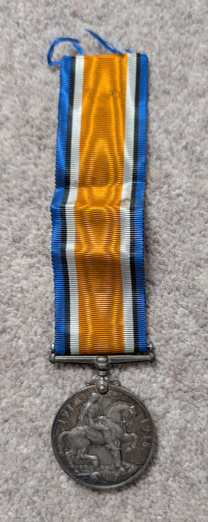 WW1 British Army Gordon Highlanders Sporran & WW1 War Medal - Both Named to William A Osborne