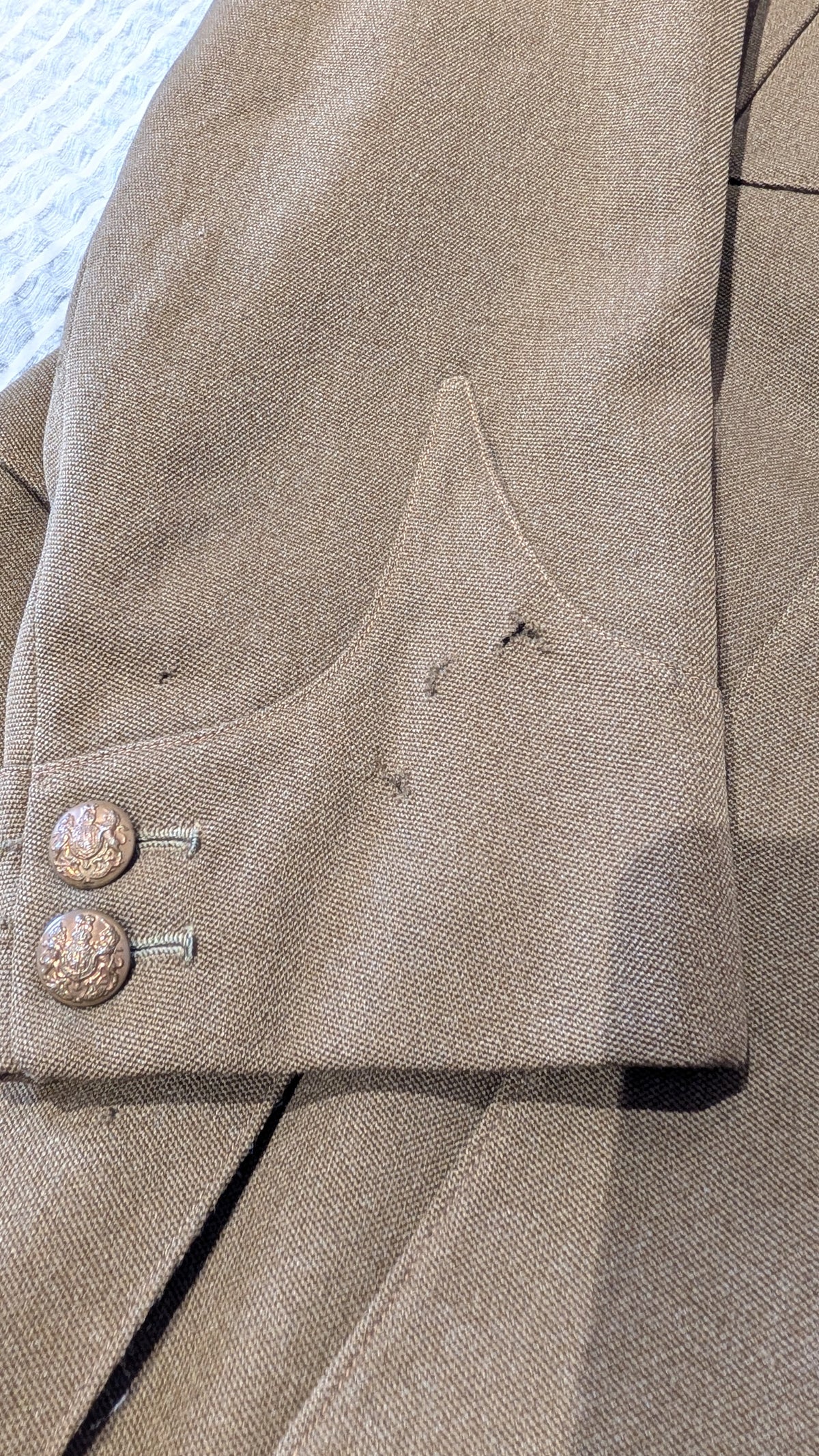 WW2 1942 British  Bedfordshire & Hertfordshire Regt Captain's Jacket