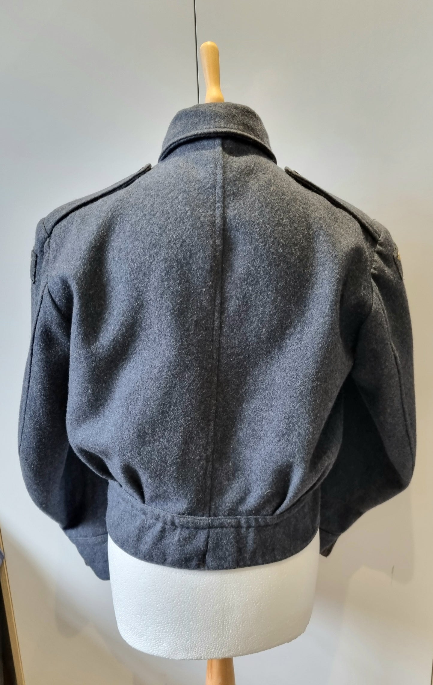 WW2 RAF Battleblouse, Dated 1945