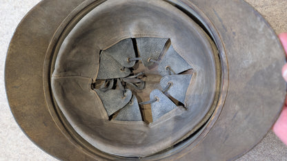 Extremely Rare WW1 Greek Army M18 ‘Adrian’ Helmet