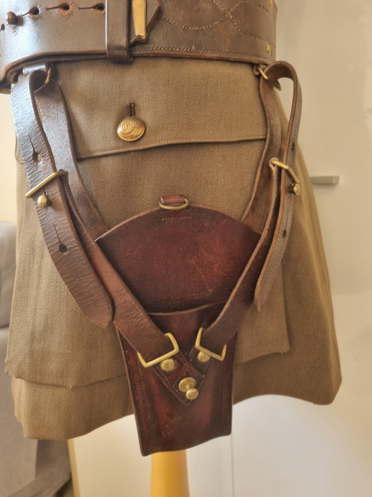 WW1 British Army Lieutenant Uniform Jacket Royal Warwickshire Regiment & Sam Browne