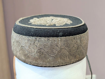 Victorian Worcestershire Hussars Yeomanry Pill Box hat With Chinstrap